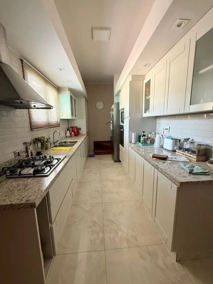 Alquiler casa 3 dormitorios barrio Alberdi 2