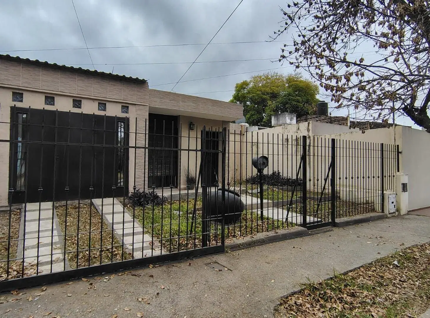 VENTA CASA EN LAS PALMAS TRES DORMITORIOS CORDOBA 3