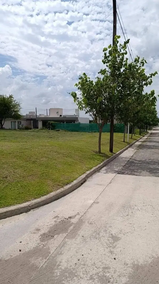 LOTE EN VENTA TEJAS 4 ETAPA 2B - MANZANA 75 LOTE 25 4