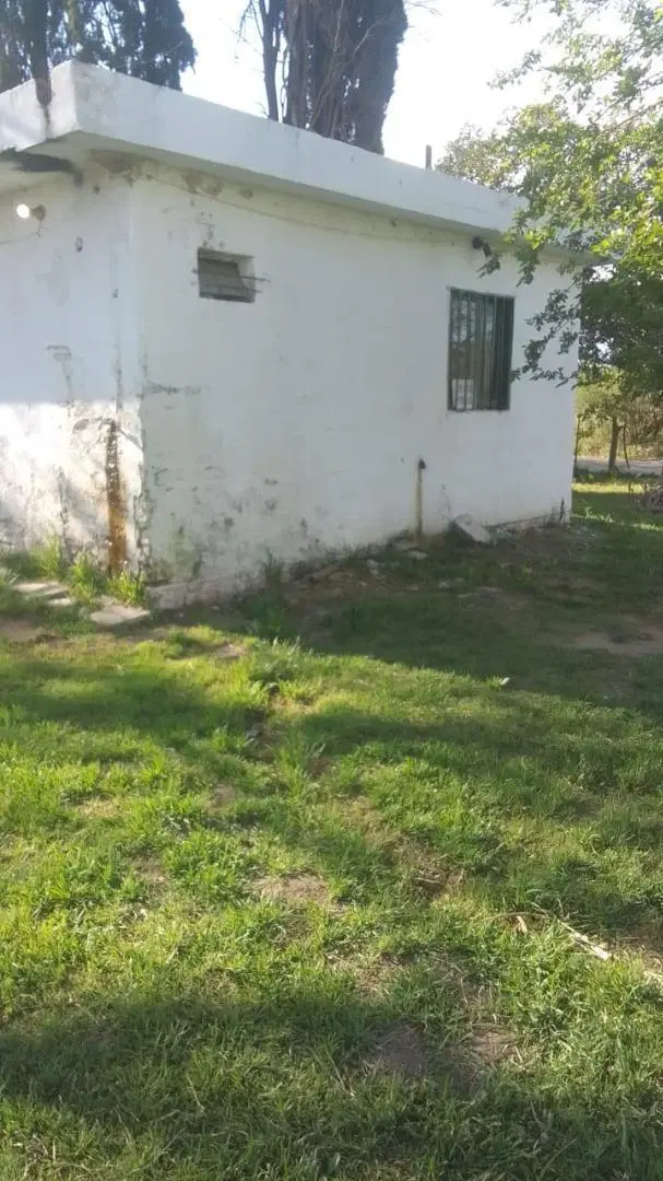 VENDO terreno en ANISACATE con MEJORAS 1