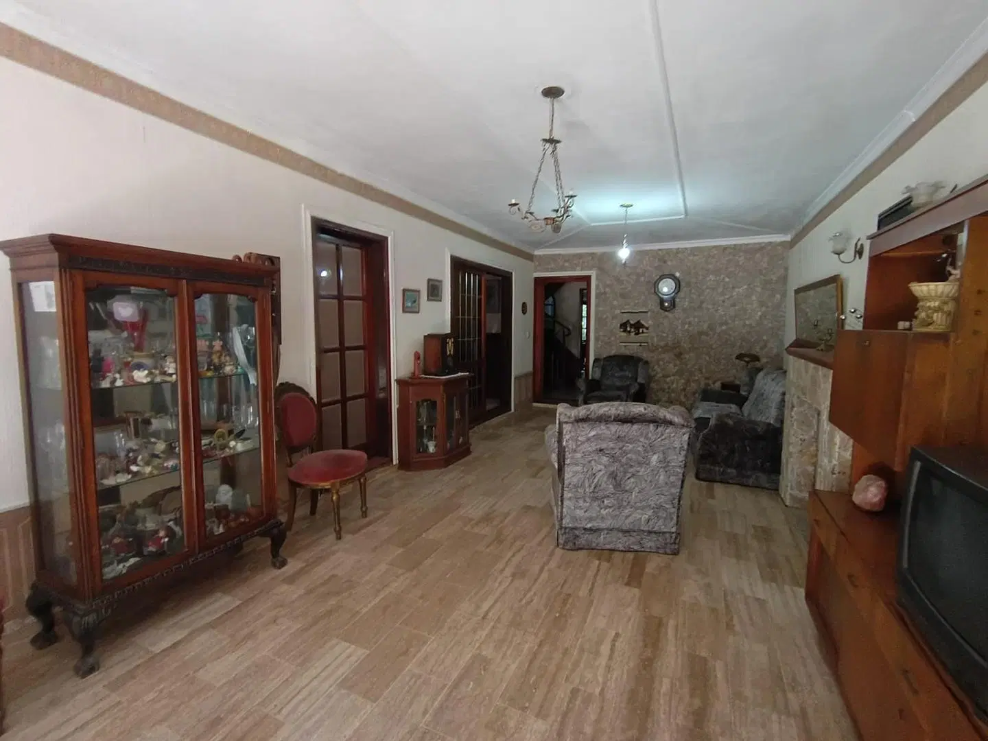 Venta Casa zona Nuevo Centro Shoping. dos cocheras y patio. 5