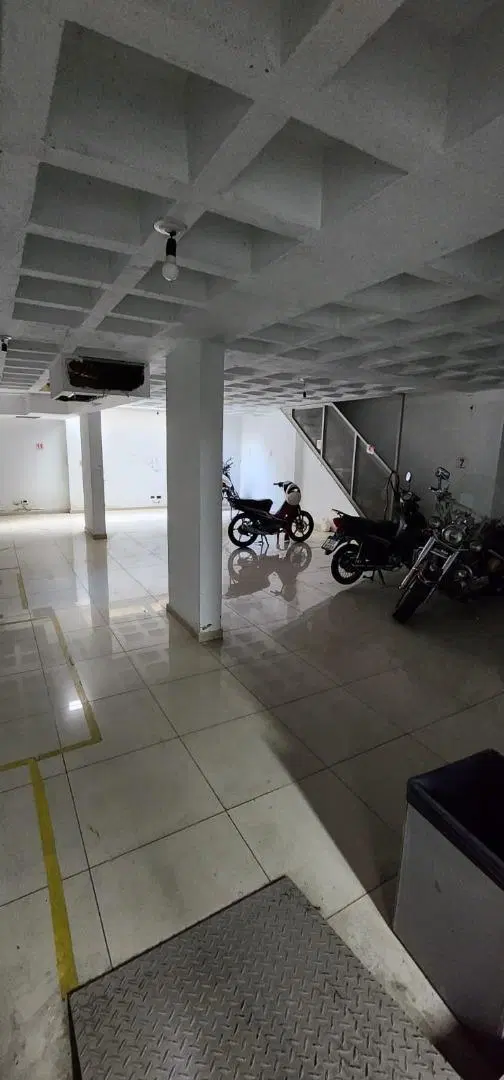 ALQUILER / VENTA COCHERA EN CENTRO DE CORDOBA 4