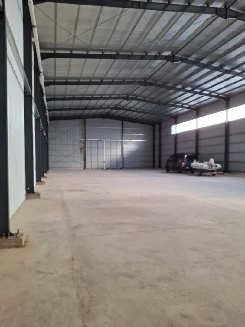 ALQUILO NAVE EN PARQUE INDUSTRIAL POLO 52 920MTS 2