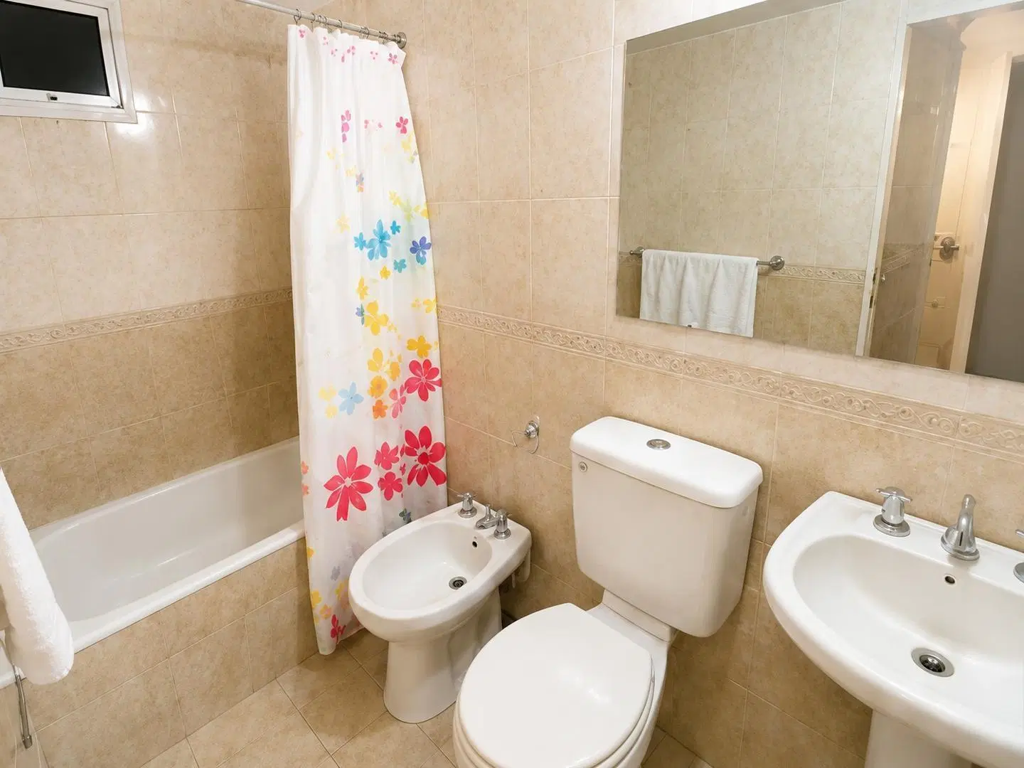 SE VENDE DEPARTAMENTO 2 DORMITORIOS NUEVA CÓRDOBA 5