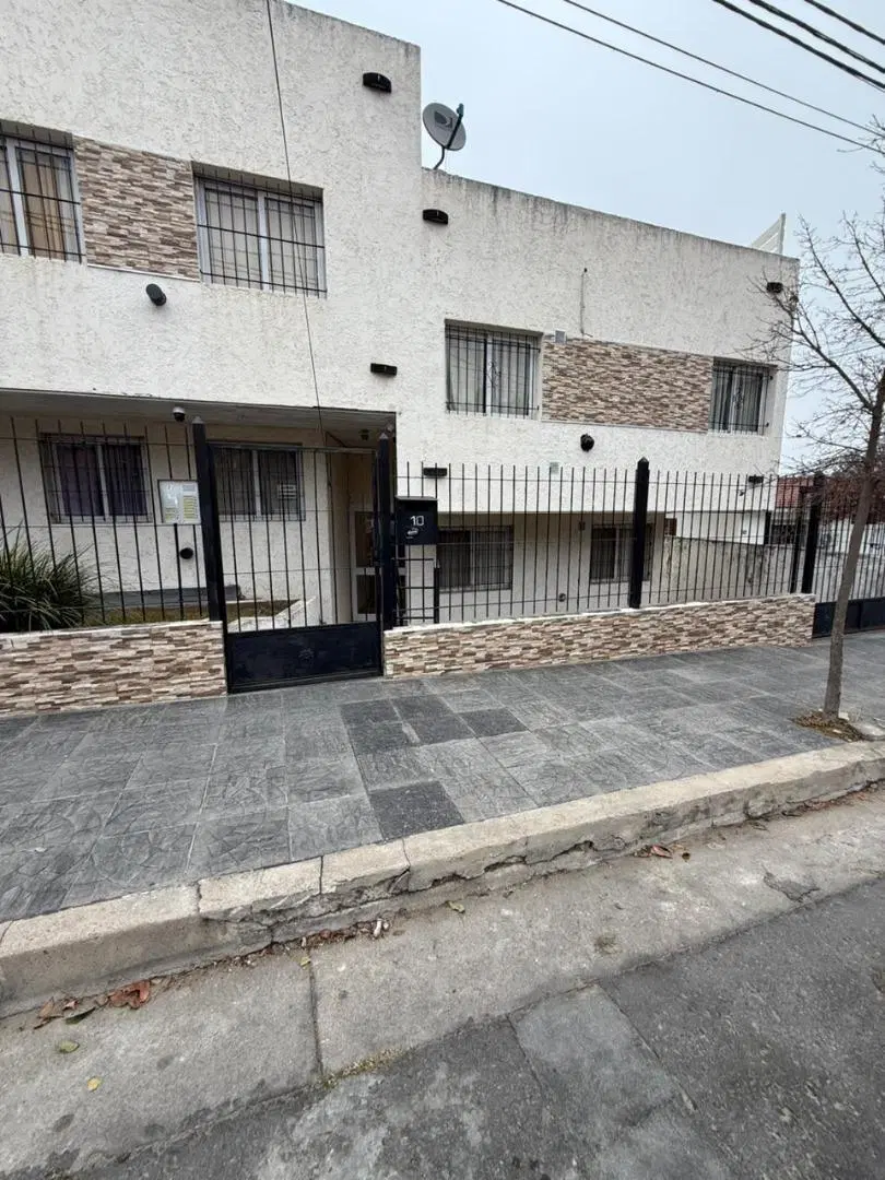Alquilo departamento Amoblado con Cochera Villa Carlos Paz 1