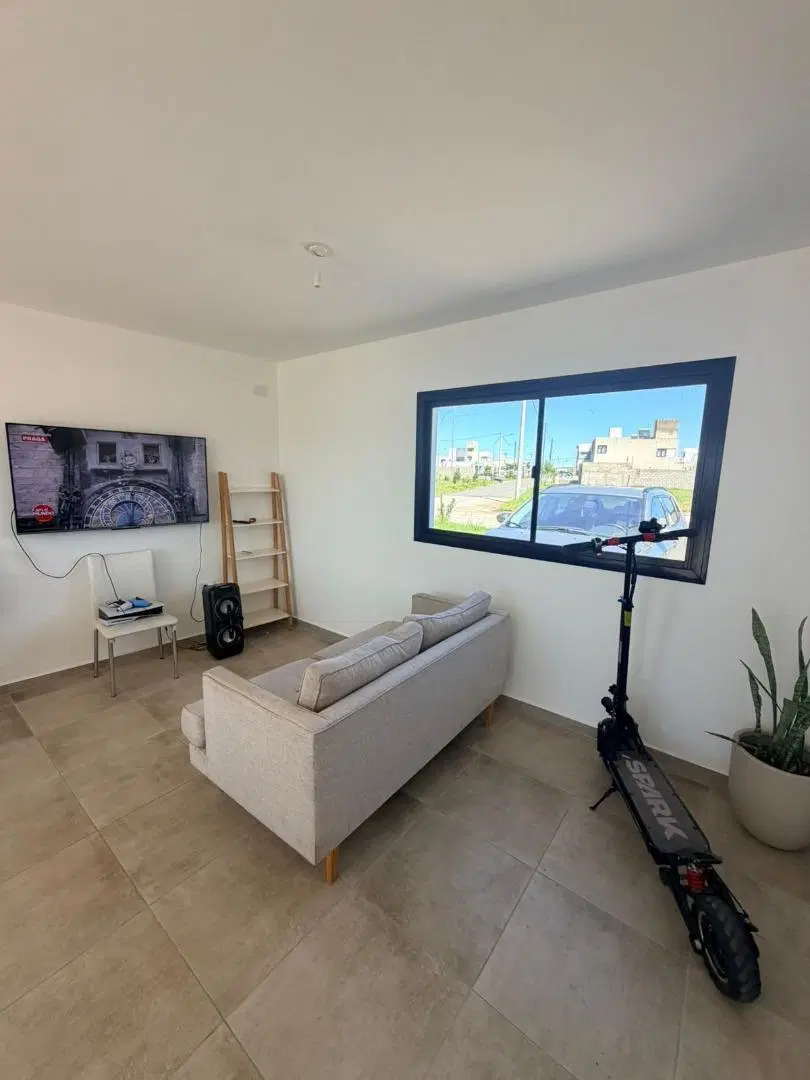 CASA VENTA 2 DORMITORIOS VALLE CERCANO APTA CREDITO 3