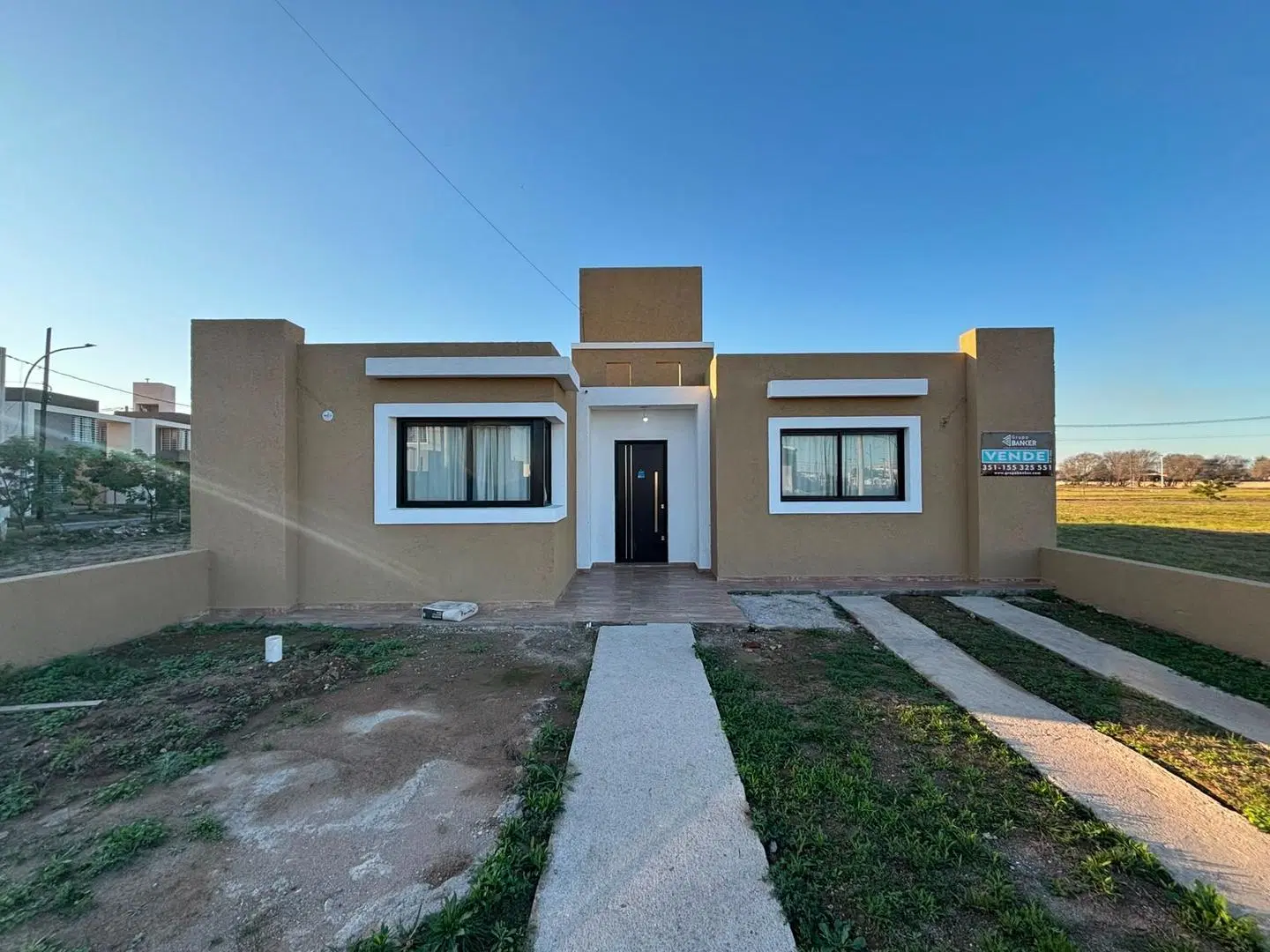 CASA VENTA 2 DORMITORIOS VALLE CERCANO APTA CREDITO 1