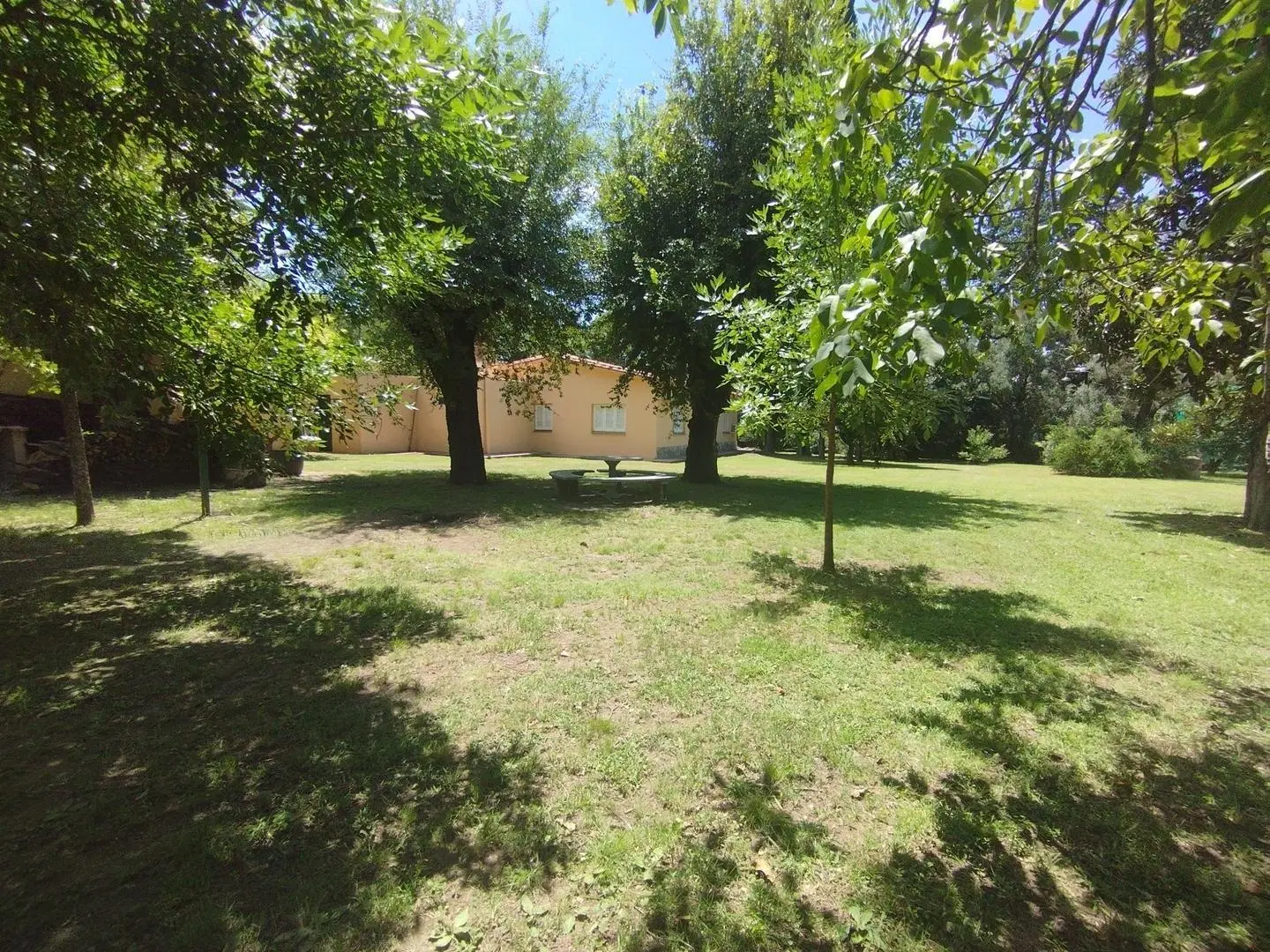 VENDO Casa con Quincho Premium, Pileta y Gran Parque 4