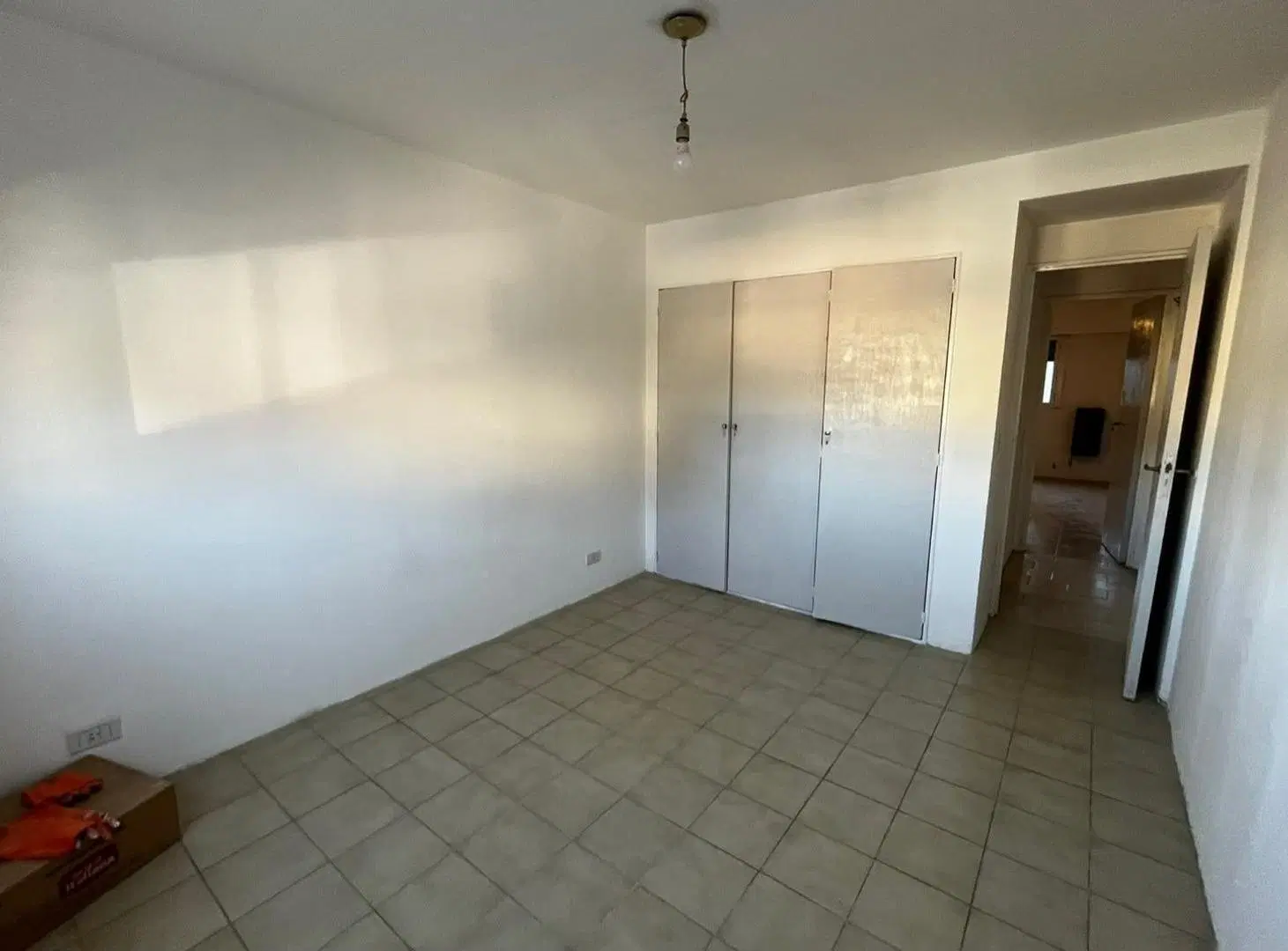 DEPARTAMENTO EN VENTA ONELLI Y 25 DE MAYO 3