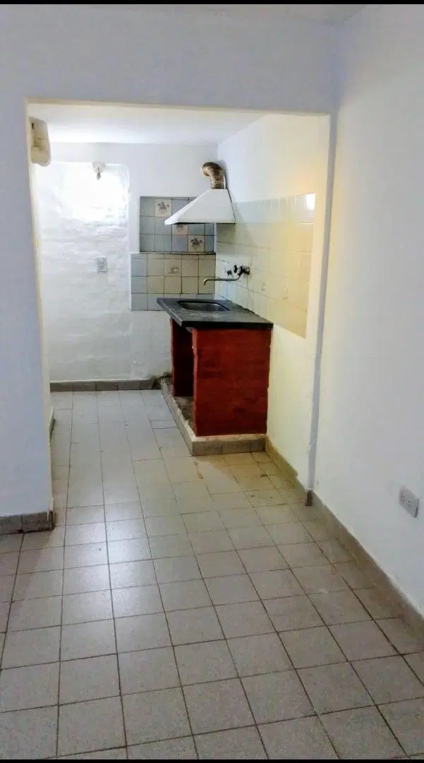 ALQULER CASA BARRIO EMPALME 8