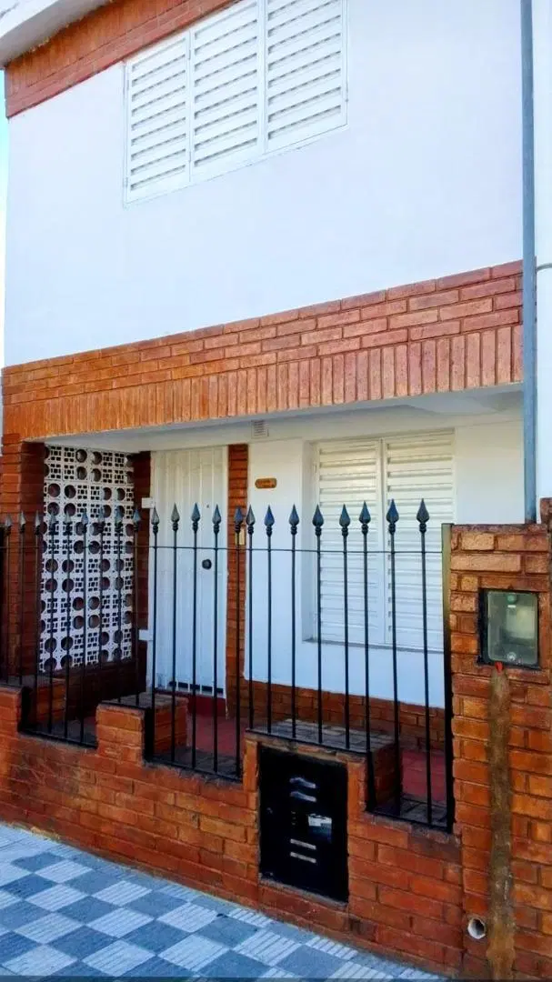 ALQULER CASA BARRIO EMPALME 3