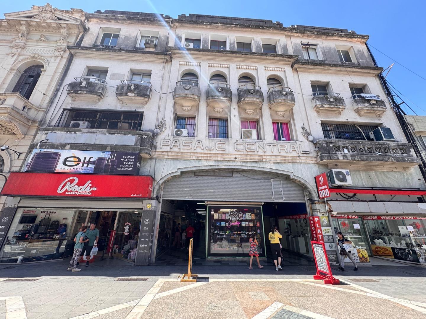 OFICINA EN VENTA PASAJE CENTRAL