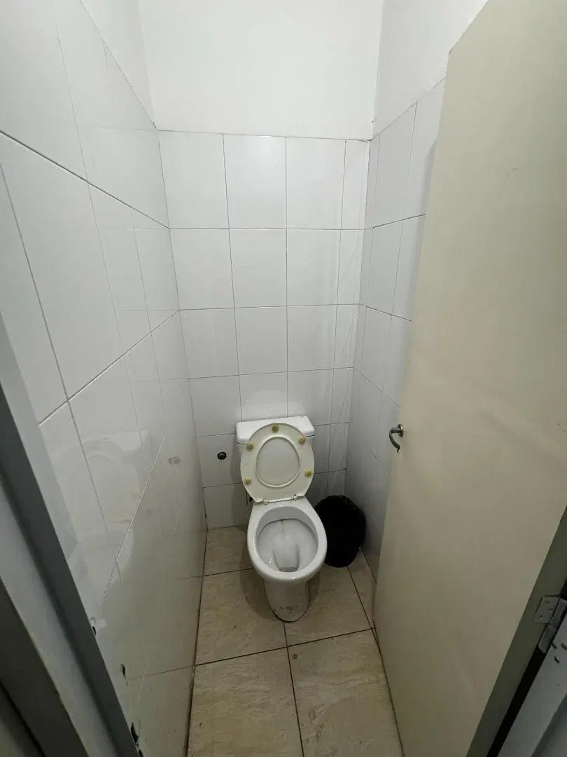 GRAN LOCAL COMERCIAL EN VENTA 5