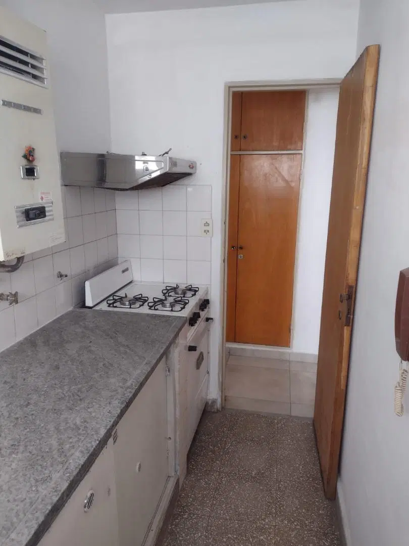 ALQUILO DEPARTAMENTO 1 DORITORIO BARRIO ALBERDI 5