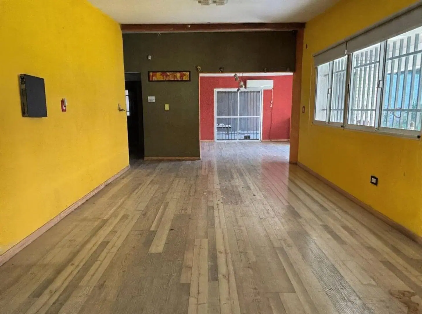 VENDO CASA 3 DORMITORIOS CON PILETA VILLA ALLENDE 2