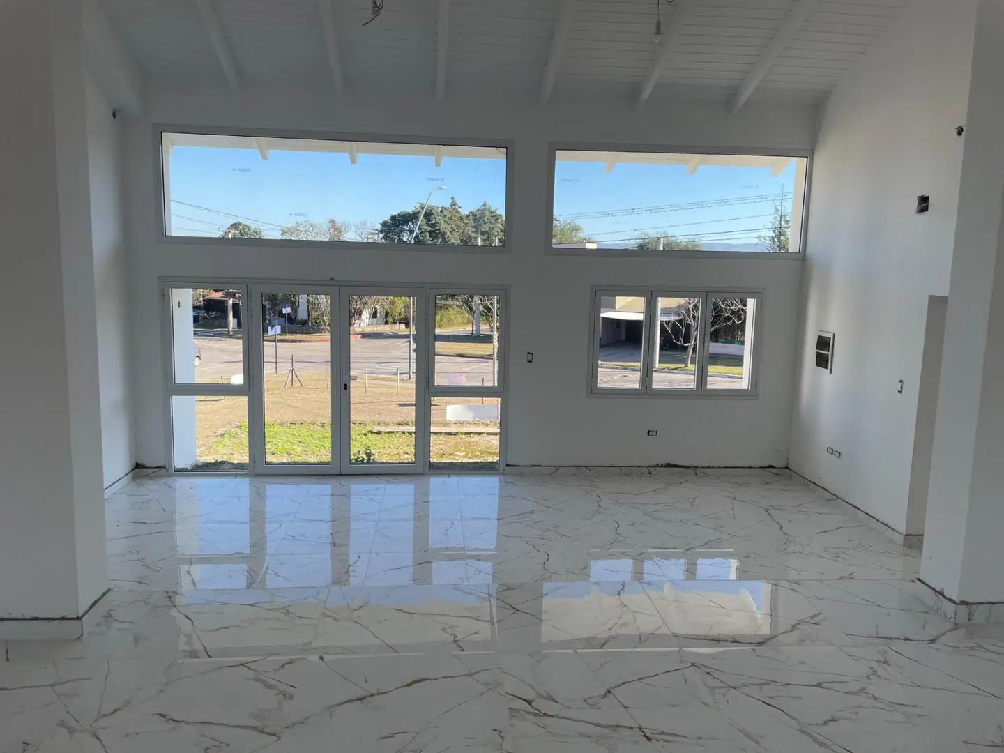 LOCAL COMERCIAL | APTO GASTRONOMICO | BARRIO ARGUELLO 1