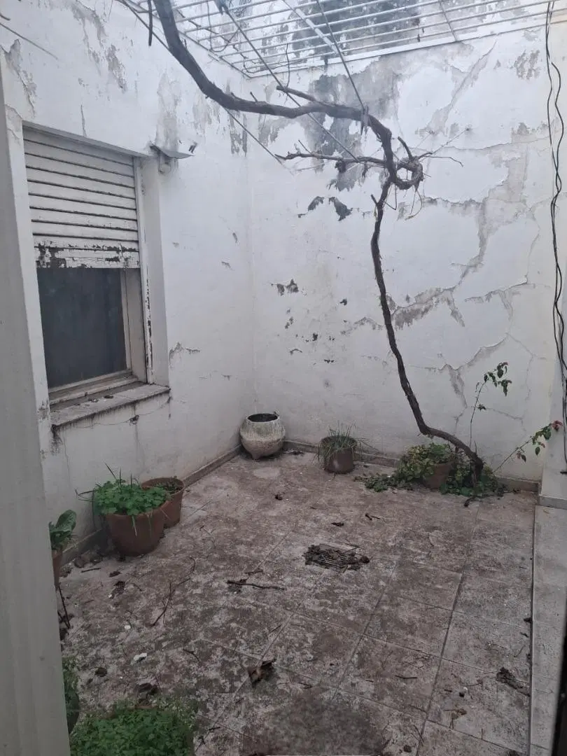 Casa 3 Dorm a reciclar-Lomas de San Martín Gran potencial! 2