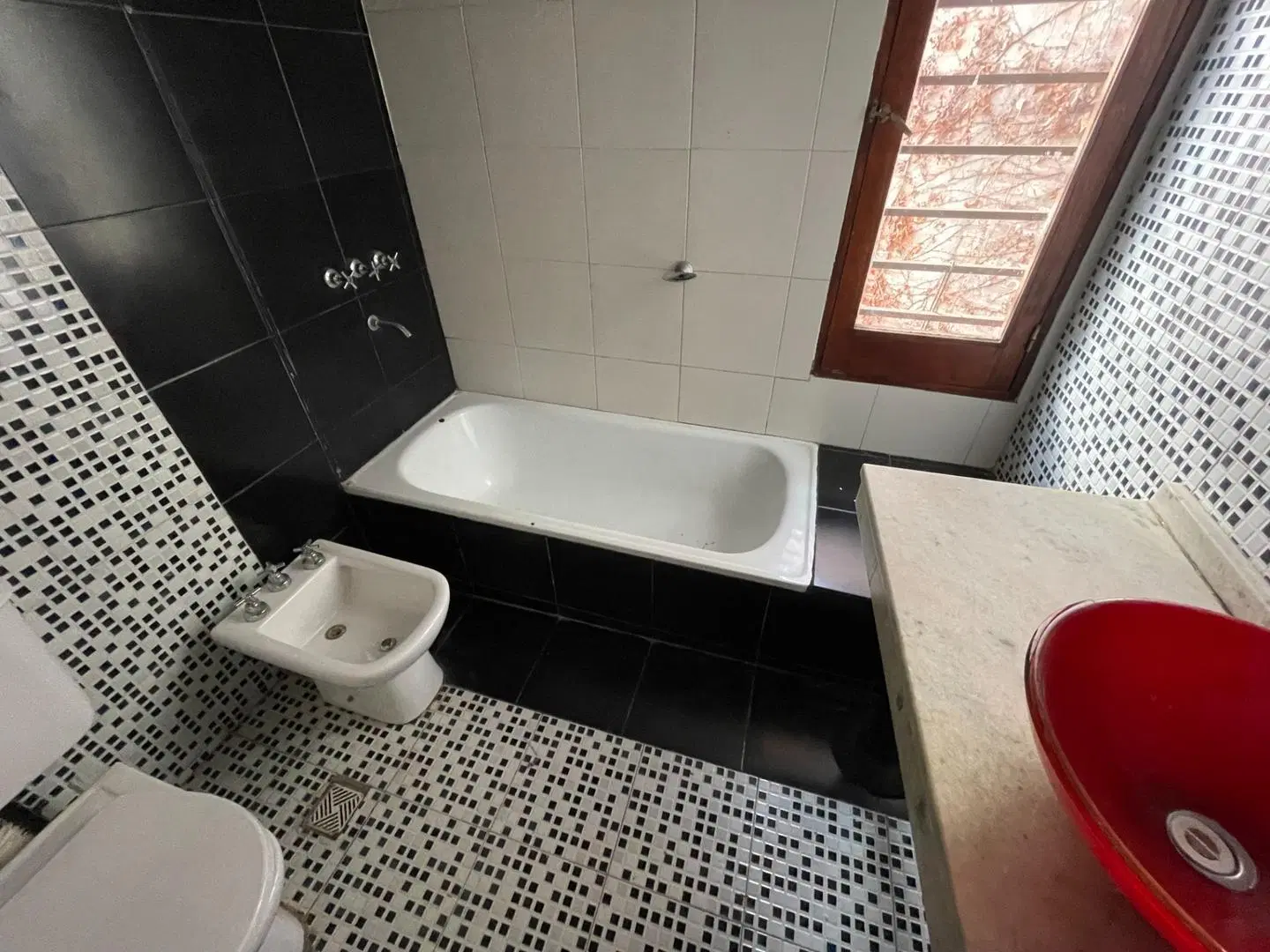 CASA | 3 HABITACIONES | APTO COMERCIO | BARRIO ARGUELLO 3