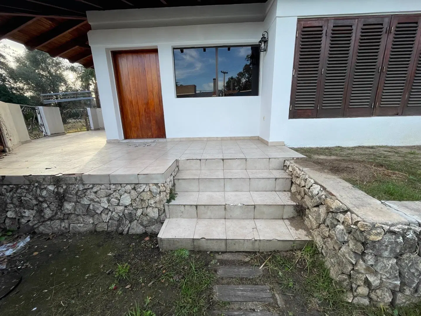 CASA | 3 HABITACIONES | APTO COMERCIO | BARRIO ARGUELLO 5