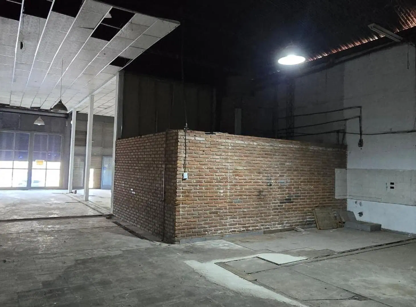 Galpon en Alquiler Av Maipu 765. B° Centro 5