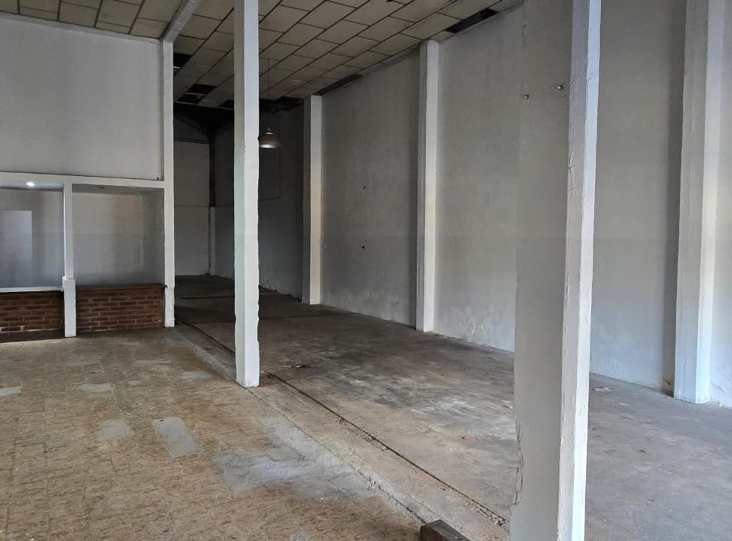 Foto de Galpon en Alquiler Av Maipu 765. B° Centro, imagen 5