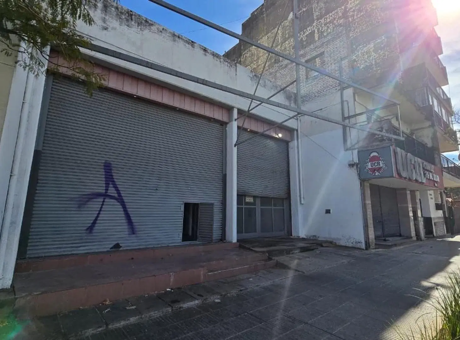 Galpon en Alquiler Av Maipu 765. B° Centro 1