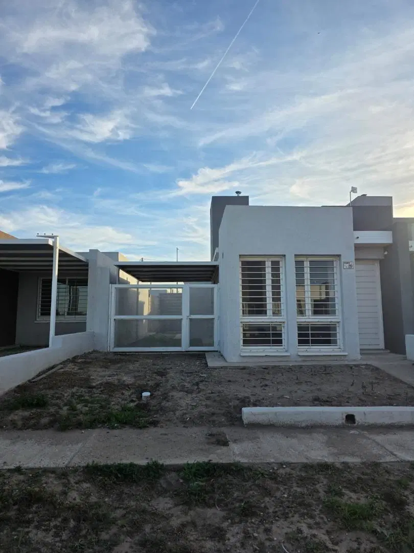 CASA 2 DORM UNIVERSITARIO DE HORIZONTE 3