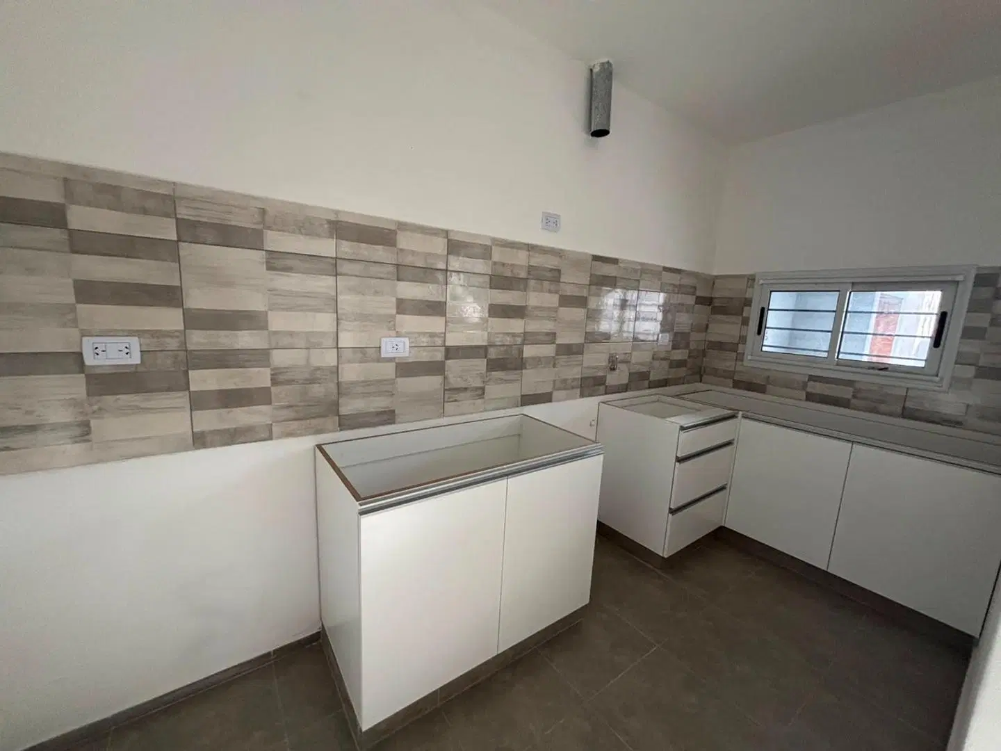 DUPLEX VENTA 2 DORMITORIOS A ESTRENAR BARRIO LOS NARANJOS 4