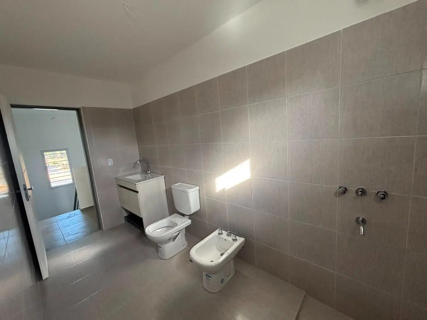 DUPLEX VENTA 2 DORMITORIOS A ESTRENAR BARRIO LOS NARANJOS 8
