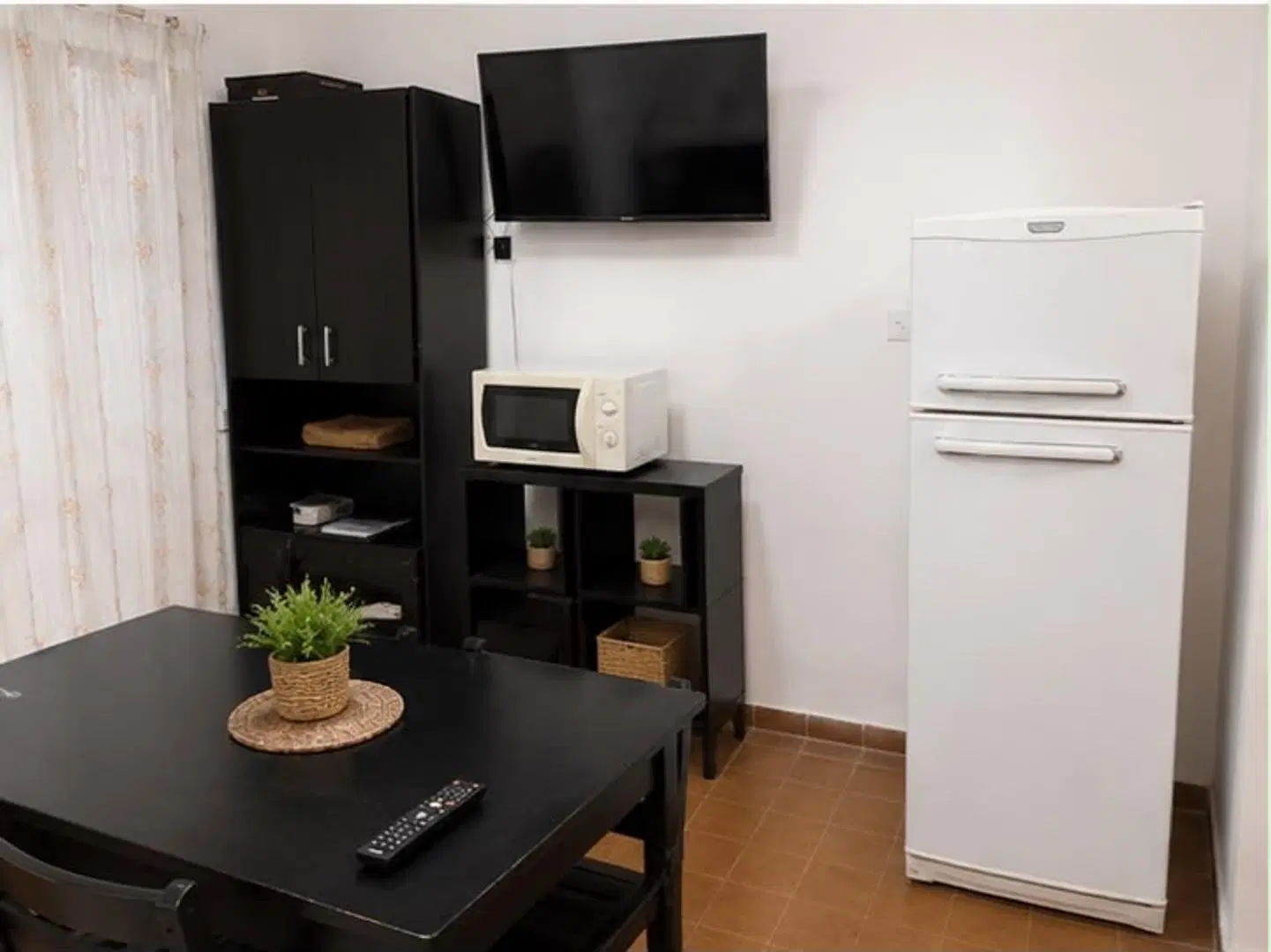 DEPARTAMENTO MONOAMBIENTE BV SAN JUAN A METROS PATIO OLMO 3