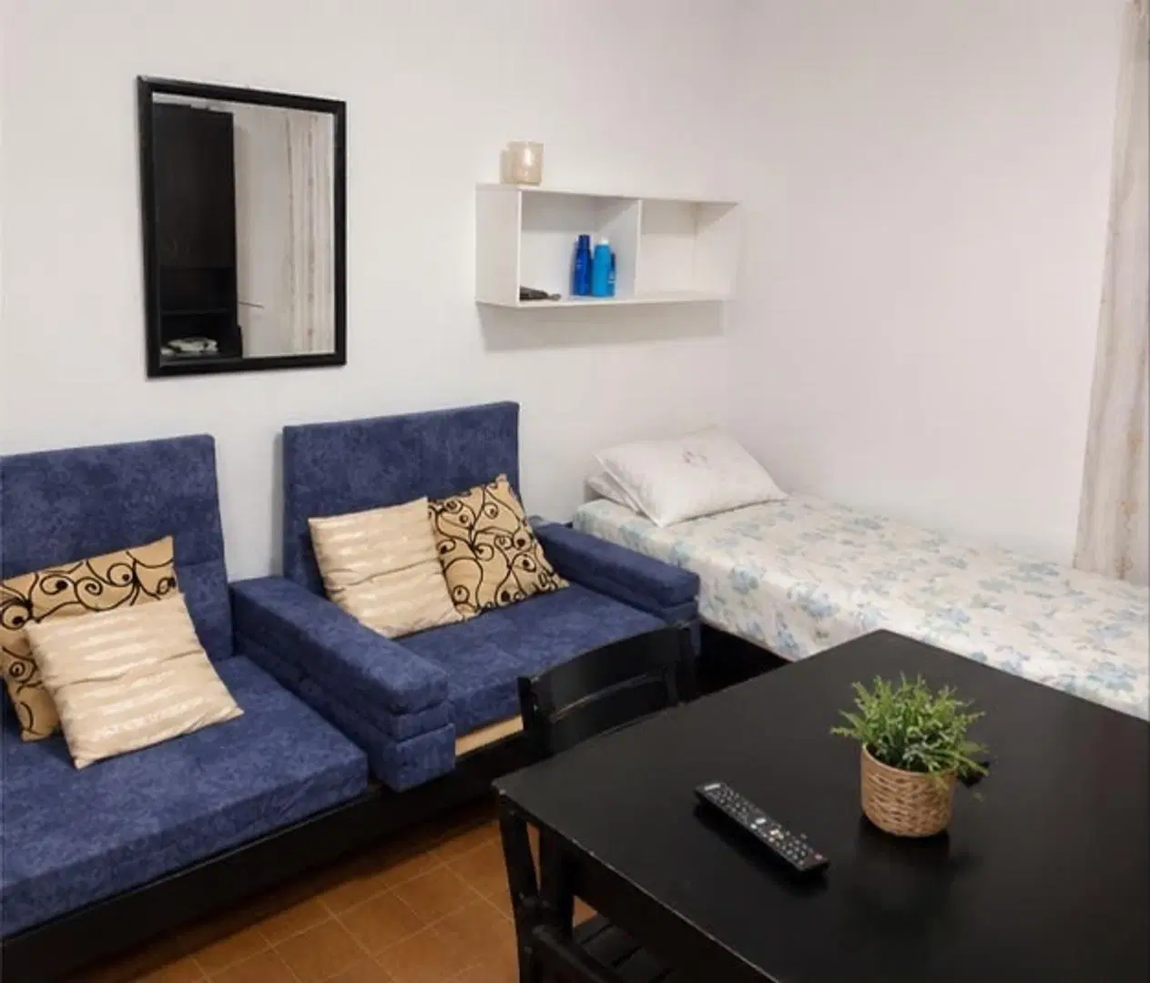 DEPARTAMENTO MONOAMBIENTE BV SAN JUAN A METROS PATIO OLMO 1