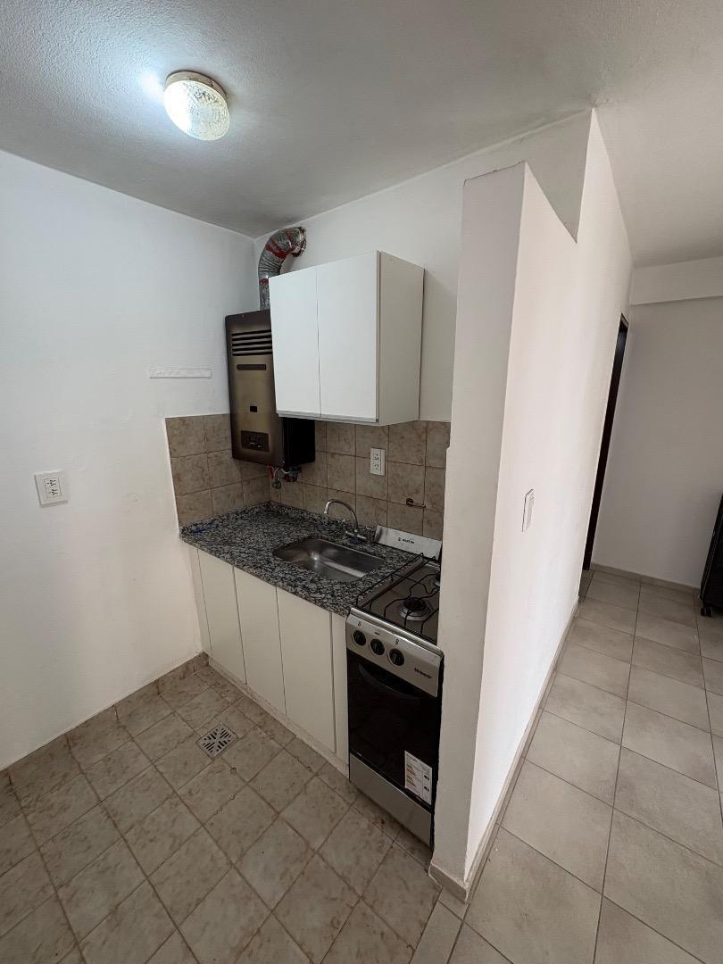 Foto de DEPARTAMENTO 1 DORM EN ALQUILER EN ZONA CENTRO, imagen 4