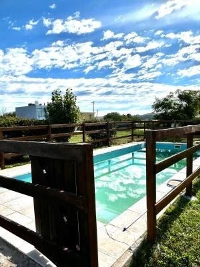 Foto de FINANCIO - CASA DOS DORMITORIOS CON PILETA - A MTS DEL LAGO, imagen 4