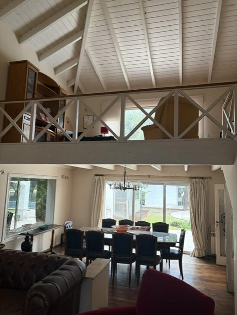 Foto de ALQUILO IMPONENTE CASA EN LAS DELICIAS, imagen 2