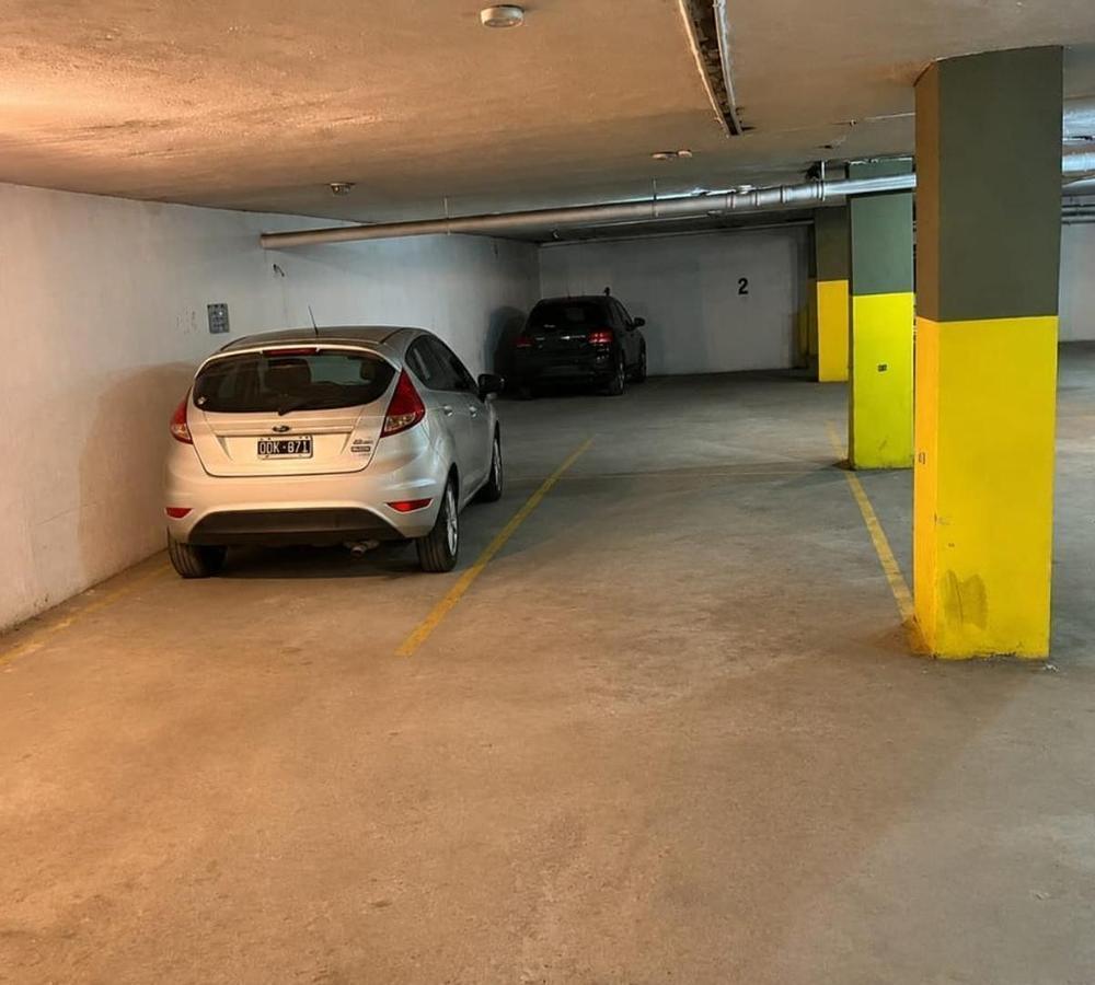 Foto de COCHERA EN VENTA ALVEAR 450 VILLA CARLOS PAZ, imagen 2
