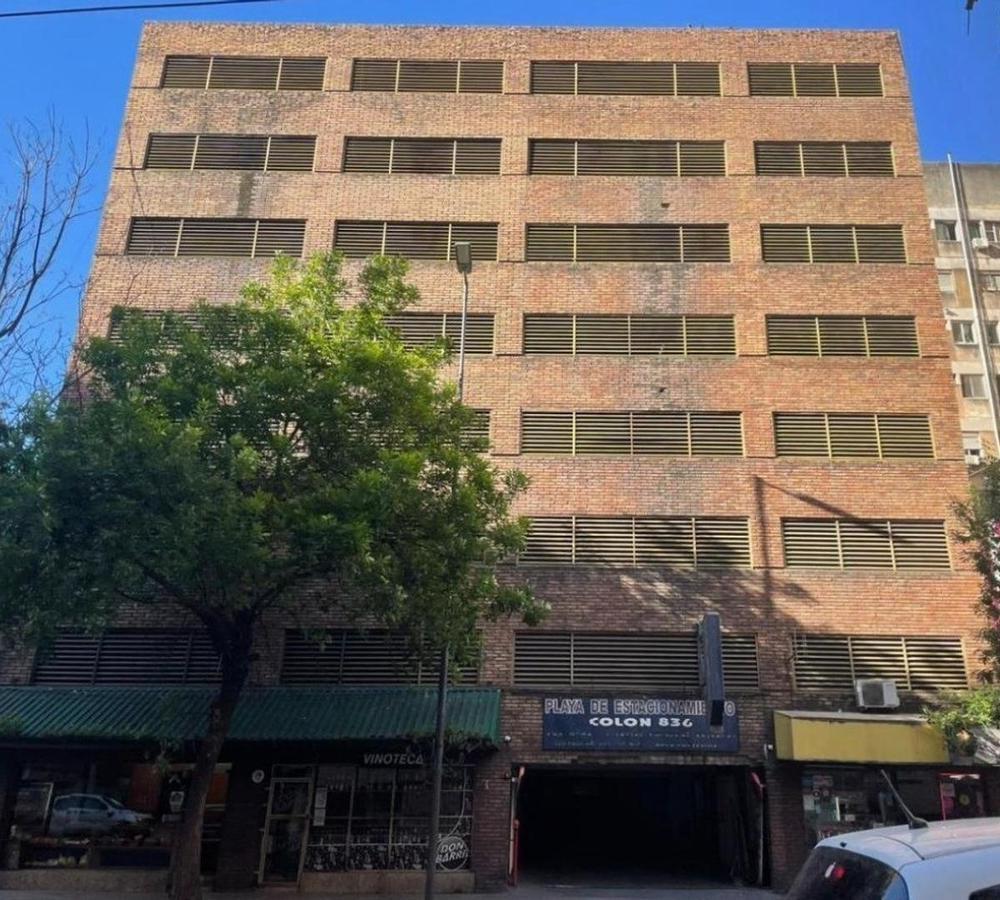 Foto de 3 COCHERAS EN VENTA AV COLON 836, imagen 4