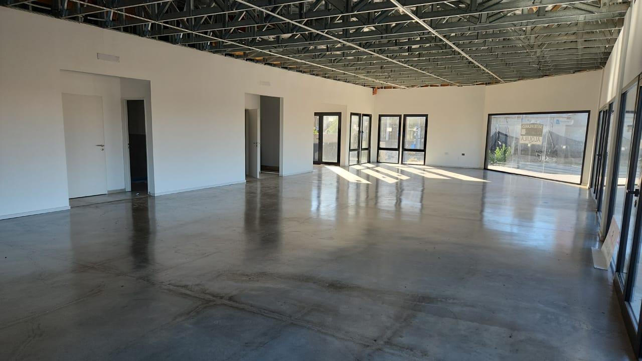 Foto de Local comercial Docta, imagen 1
