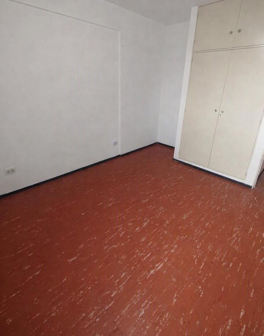 Foto de Departamento Dúplex dos dormitorios en venta B° Rivadavia, imagen 3