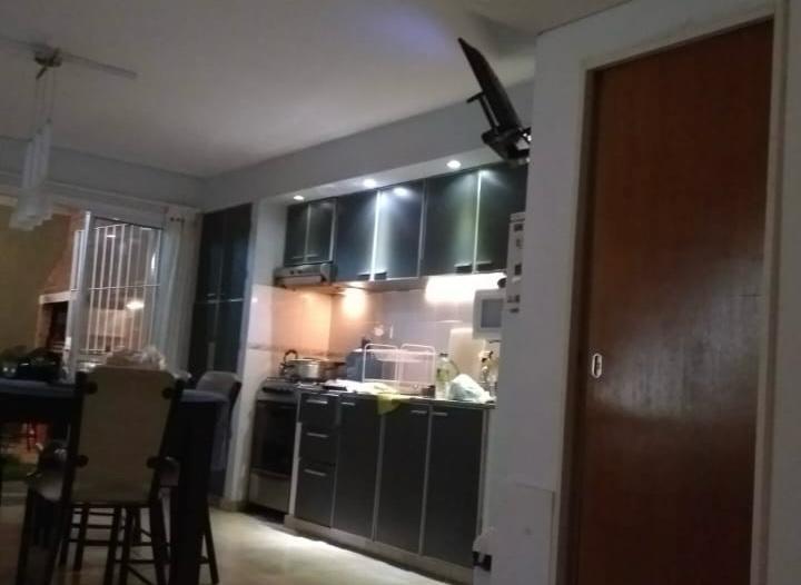 Foto de Casa de dos dormitorios con cochera y patio en excelente ubicación ., imagen 2