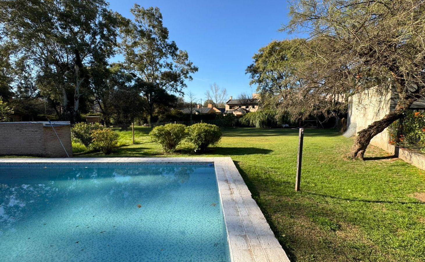 Foto de Terreno con pileta en Villa Allende Golf, imagen 2