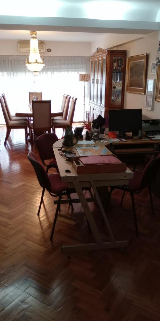 Foto de EXCELENTE DEPARTAMENTO EN CENTRO DE CORDOBA, CON COCHERA, imagen 1