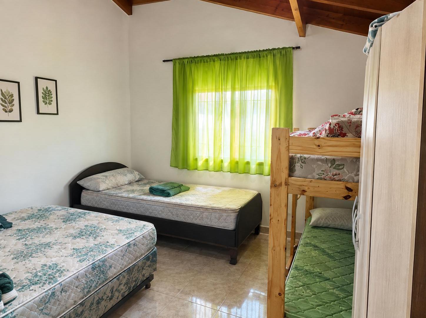 Foto de Casa en VENTA en Mina Clavero, 2 dormitorios, Pileta y gran parque, imagen 5