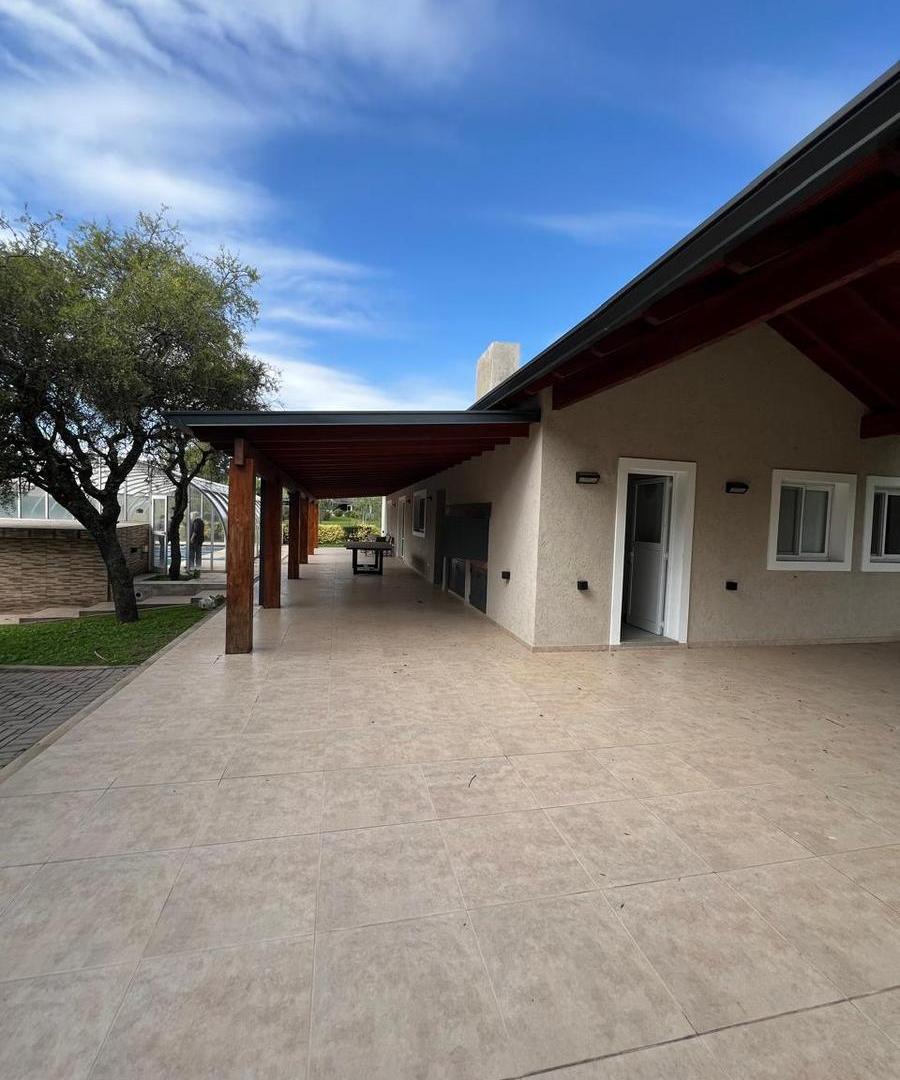 Foto de Casa en Alquiler en Country Causana con pileta Climatizada cinco, imagen 4