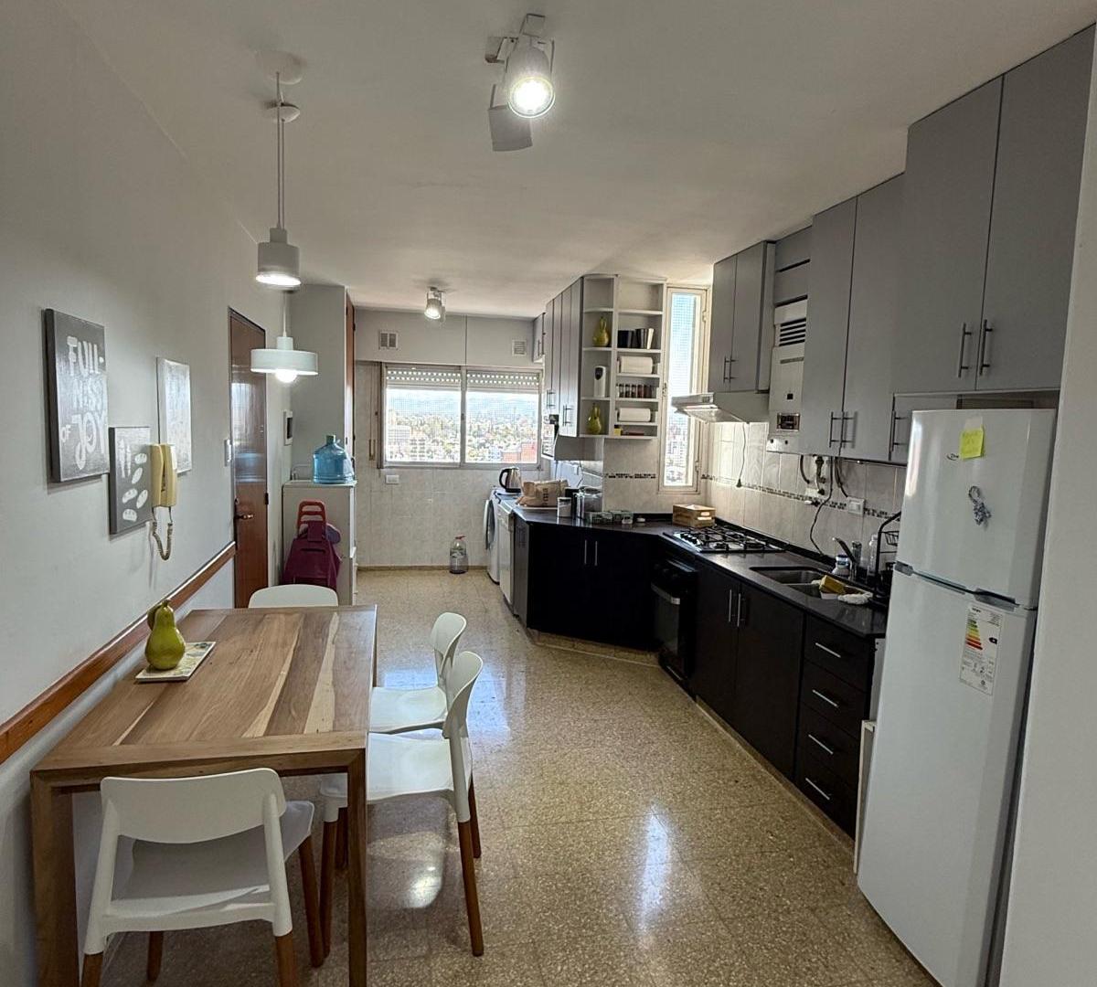 Foto de Departamento semipiso en Alquiler Nueva Córdoba, 3 dormitorios, imagen 3