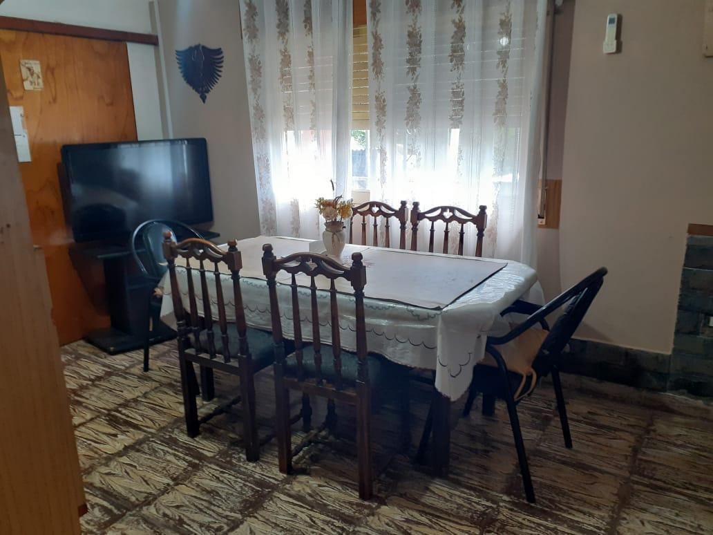 Foto de Casa más departamento de dos dormitorios con cochera, imagen 5