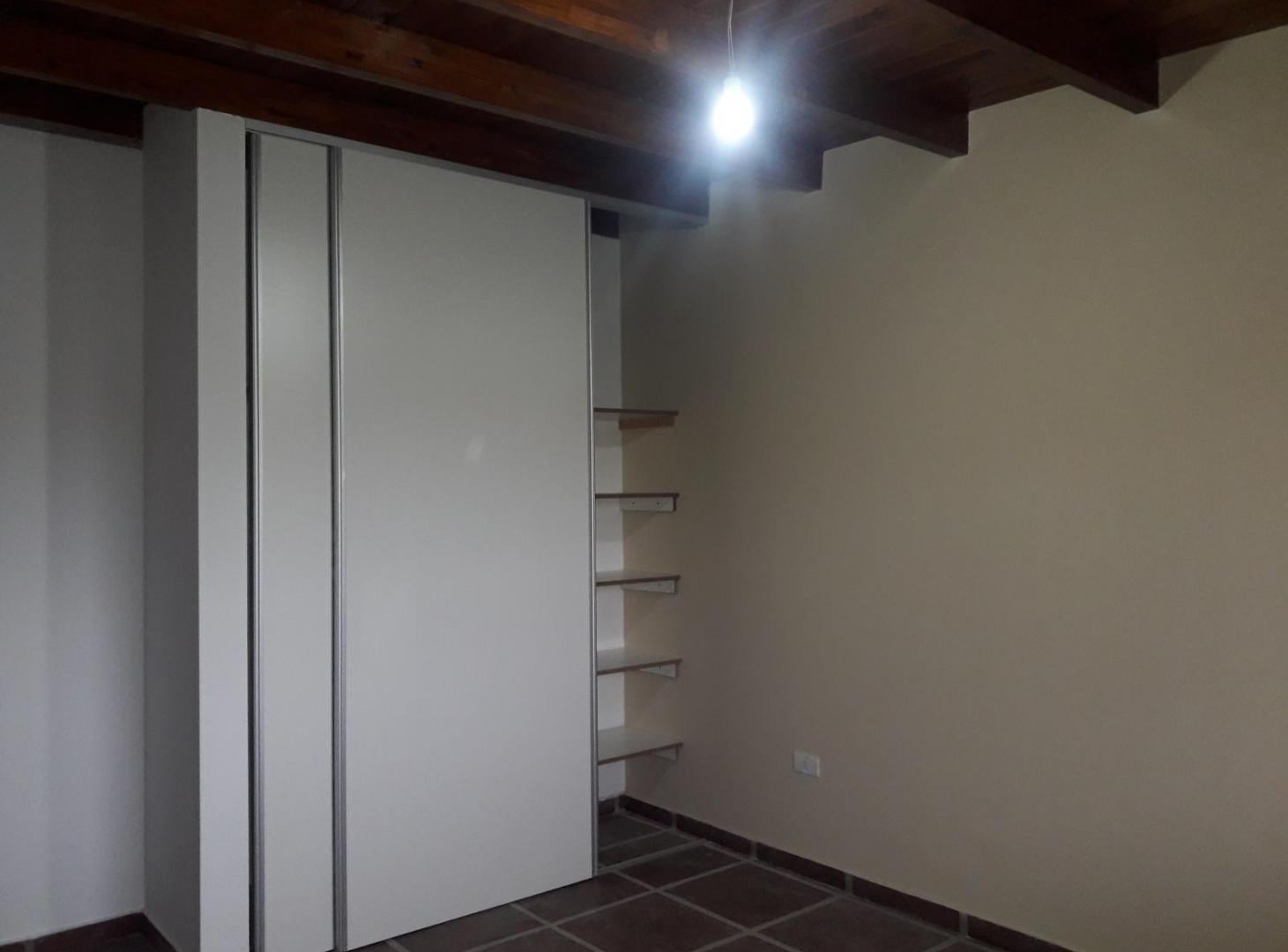 Foto de Departamento en alquiler 2 dormitorios en Villa Cabrera sobre calle, imagen 5