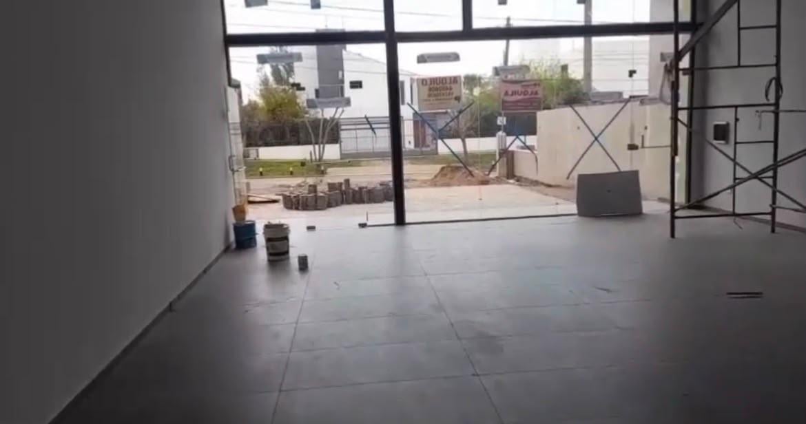 Foto de Local Comercial en alquiler en Nuevo Urca | Frente a Valle Escondido, imagen 3