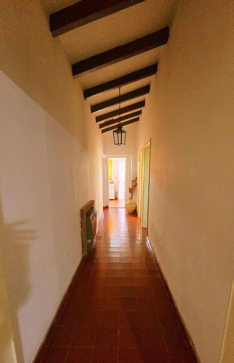 Carlos Paz - B° Santa Rita - en Una Planta - 5 Dorm - Pileta 3