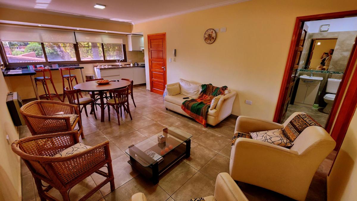 Villa Carlos Paz - Sol y Lago - 4 Departamentos/ Local/cocheras 3