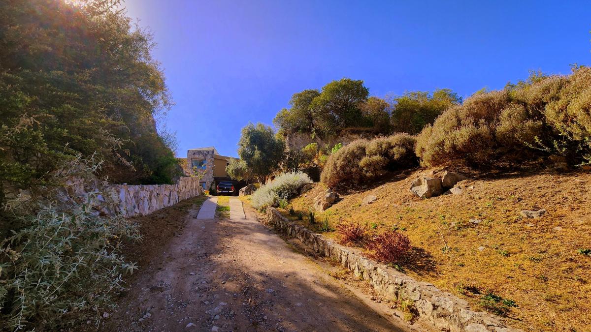 Cabana - Sierras de Córdoba - Propiedad Exclusiva en 2 Hectáreas en Altura 1